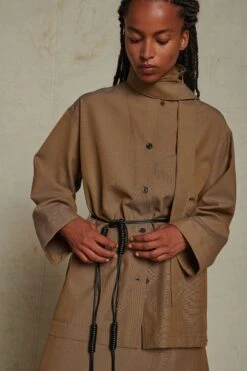 Soeur VESTE ARCHET -Vêtements Pour Femmes 01 019 ARCHET REINE ANTIGONE ALES WALK 0037