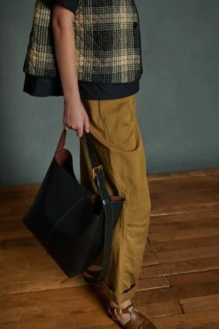 Soeur SAC SAUDADE 12 Soeur SAC SAUDADE -Vêtements Pour Femmes 02 017 ANKARA ARLETTE ANEMONE AVRIL SAUDADE TONY COLLECTION 0054