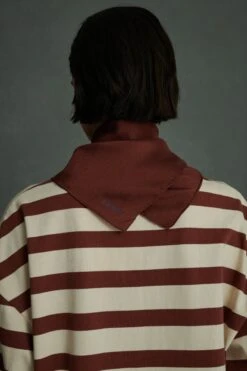 Soeur FOULARD SQUARE -Vêtements Pour Femmes 09 014 ARCHIE1 ALEX VERNON SQUARE AMALFI 0024