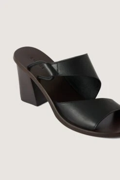 Soeur SANDALES ASTREE 11 Soeur SANDALES ASTREE -Vêtements Pour Femmes CHA1405ASTREE24SNOI01 4